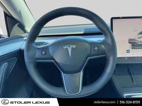 Used 2023 Tesla Model Y Long Range image 18