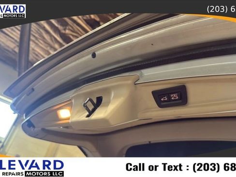 Used 2012 BMW 535i xDrive AWD/4WD image 36