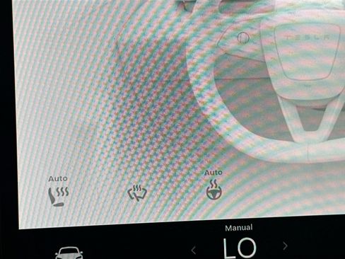 Used 2025 Tesla Model 3 Long Range image 19