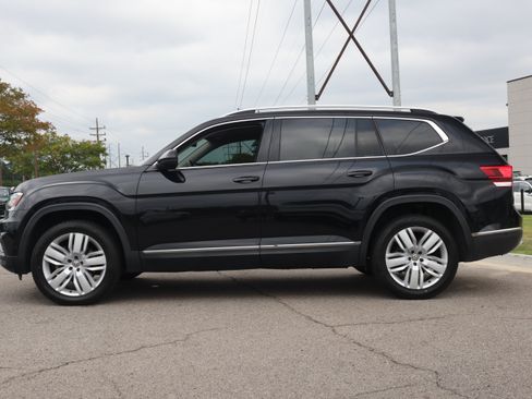 Used 2018 Volkswagen Atlas SEL Premium AWD/4WD image 2