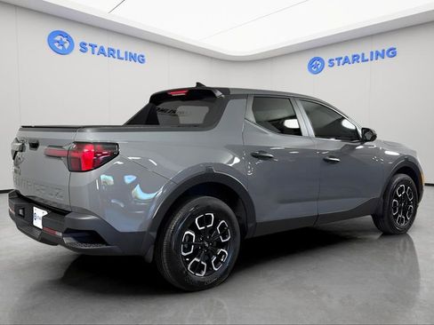 Used 2024 Hyundai Santa Cruz SE image 9