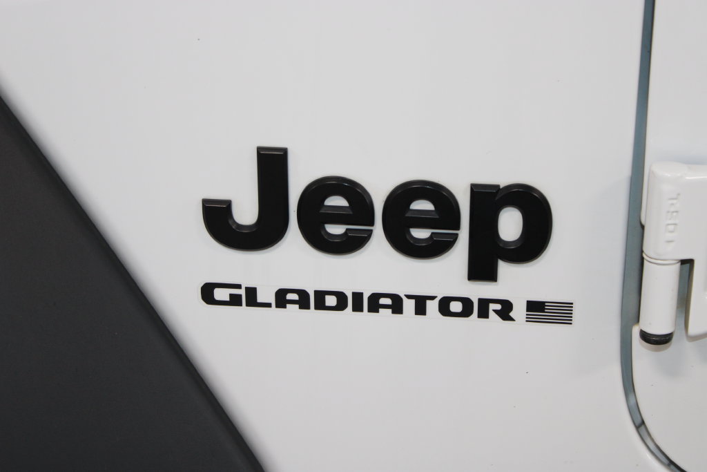 Used 2023 Jeep Gladiator Sport AWD/4WD image 13