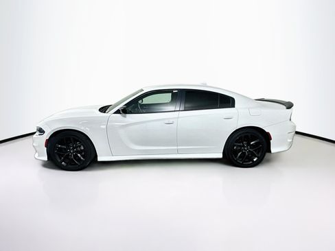 Used 2022 Dodge Charger GT w/ Blacktop Package RWD image 4