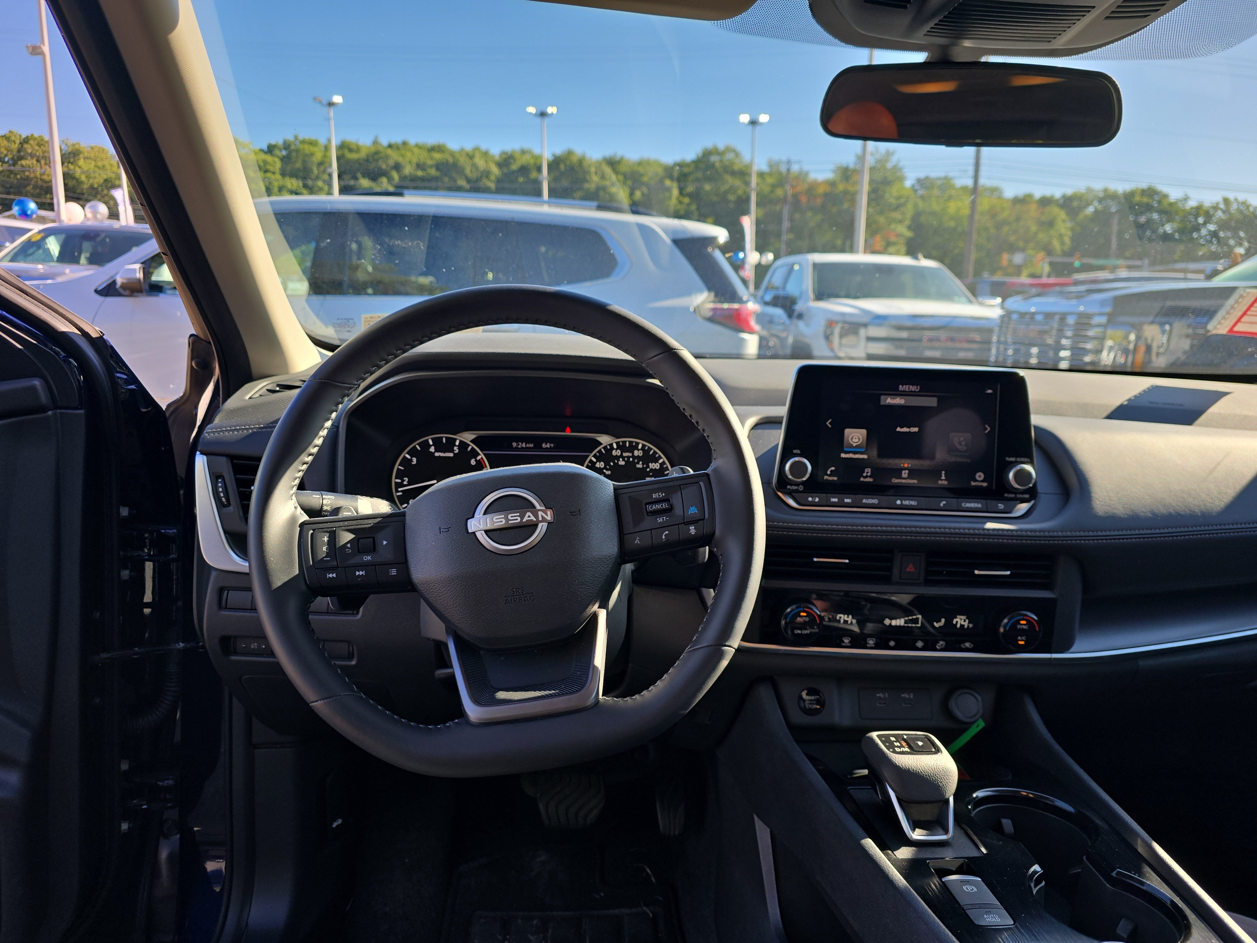 Used 2026 Nissan Rogue SV AWD/4WD image 15