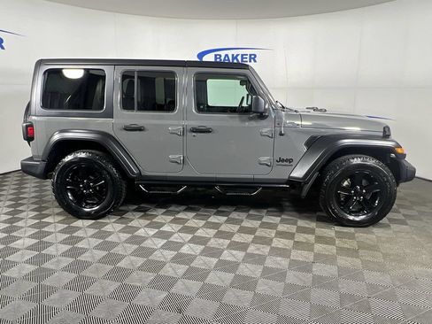 Used 2019 Jeep Wrangler Unlimited Sport AWD/4WD image 10