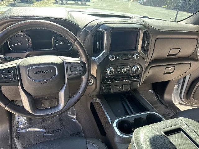 Used 2022 GMC Sierra 3500 Denali w/ Denali Ultimate Package AWD/4WD image 16