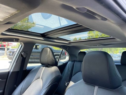Used 2021 Toyota Camry XSE FWD image 33