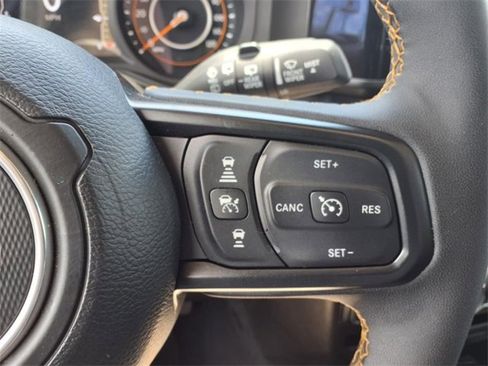 Used 2024 Jeep Wrangler Sport S image 14