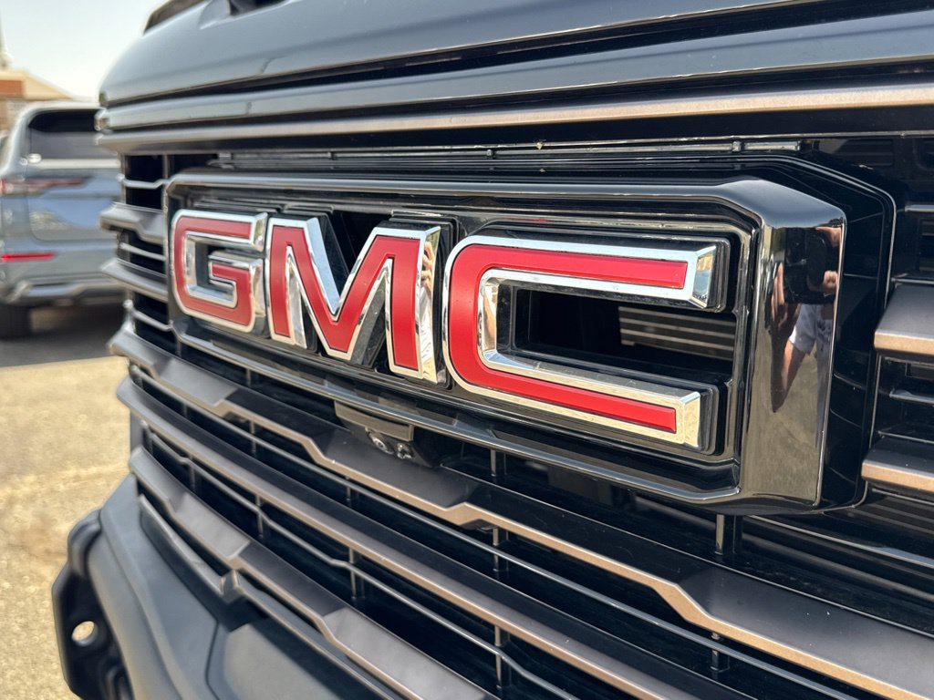 Used 2024 GMC Sierra 1500 AT4X AWD/4WD image 57