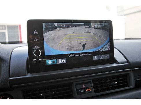 Used 2025 Honda Pilot TrailSport image 25