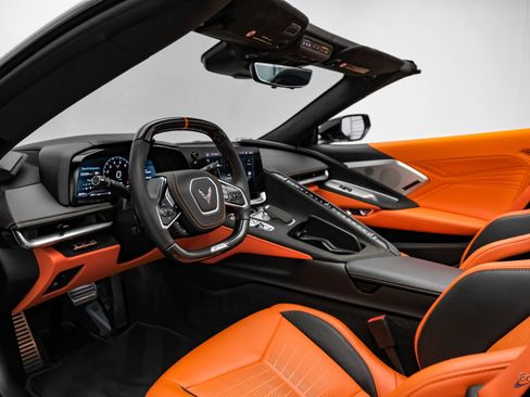 Used 2025 Chevrolet Corvette Z06 RWD image 46