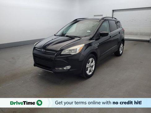 Used 2015 Ford Escape SE w/ Equipment Group 201A image 1
