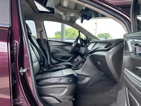 Used 2017 Buick Encore Preferred AWD/4WD image 12