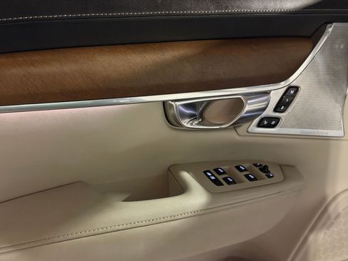 Used 2017 Volvo S90 T6 Inscription w/ Vision Package image 14