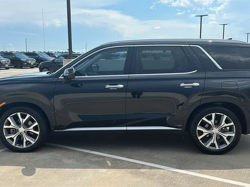 Used 2022 Hyundai Palisade SEL w/ 8P Bench Seat Package FWD image 10