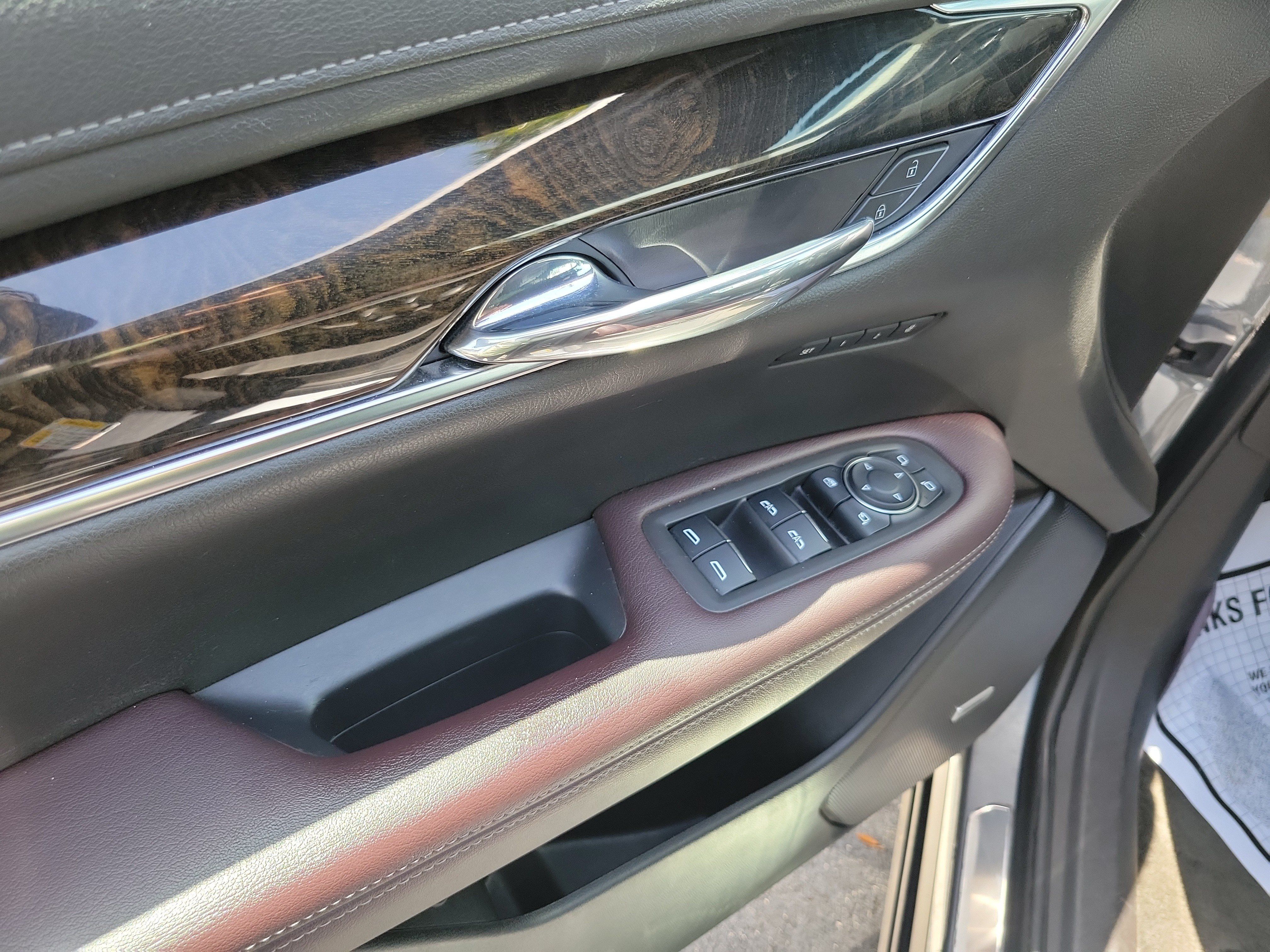 Used 2021 Cadillac XT6 Premium Luxury FWD image 13