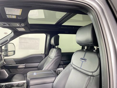 New 2025 Ford F350 Platinum image 19