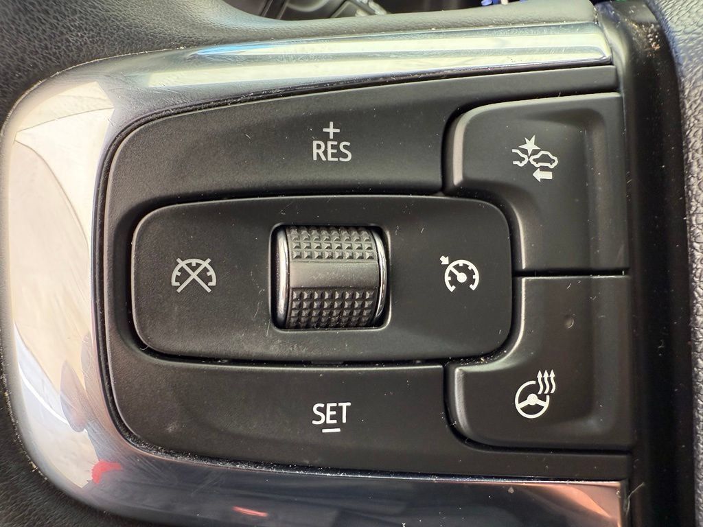 Used 2023 Chevrolet Blazer RS w/ Enhanced Convenience Package FWD image 30