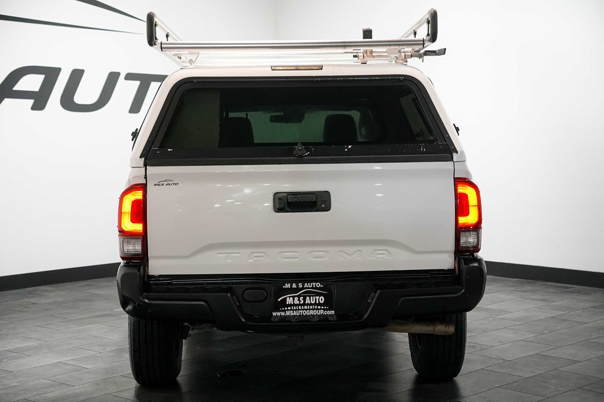 Used 2021 Toyota Tacoma SR RWD image 4