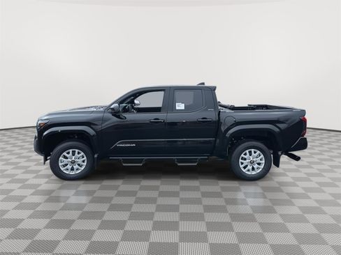 New 2026 Toyota Tacoma SR5 AWD/4WD image 4