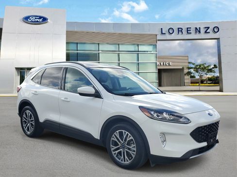 Used 2022 Ford Escape SEL w/ Technology Package image 3