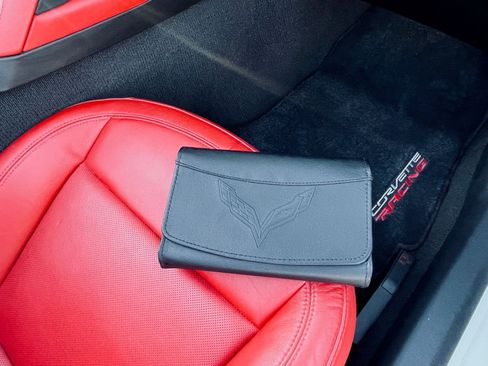 Used 2015 Chevrolet Corvette Z06 w/ 3LZ Preferred Equipment Group image 39