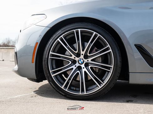 Used 2018 BMW 540i w/ M Sport Package image 10