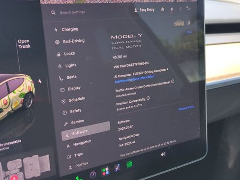 Used 2023 Tesla Model Y Long Range AWD/4WD image 27