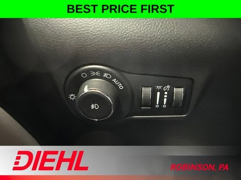 New 2026 Jeep Compass Limited AWD/4WD image 23