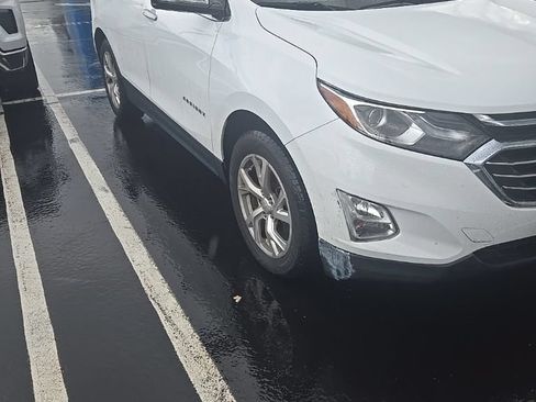 Used 2018 Chevrolet Equinox Premier w/ LPO, Floor Liner Package AWD/4WD image 2