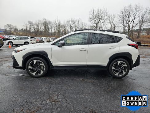 Certified 2024 Subaru Crosstrek 2.5i Limited w/ Crosstrek Mirror Package image 5