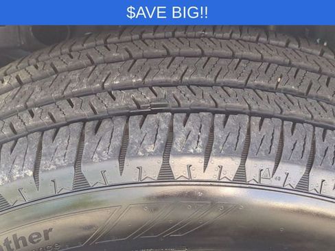 Used 2025 Jeep Wrangler Unlimited Sahara image 11