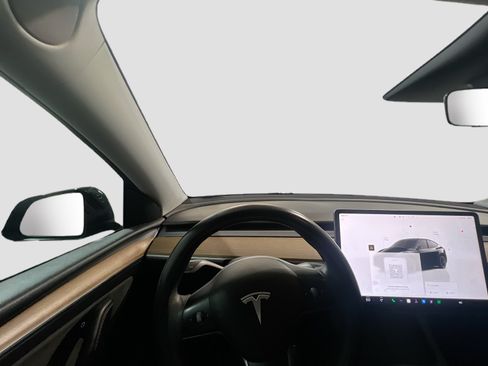 Used 2023 Tesla Model Y Long Range AWD/4WD image 7