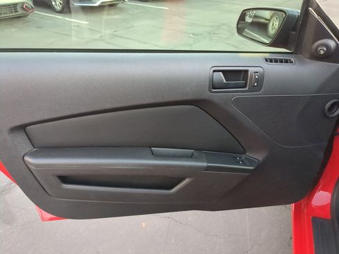 Used 2014 Ford Mustang Coupe w/ Equipment Group 102A image 27