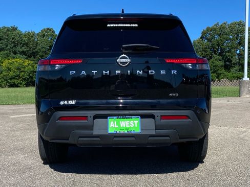Used 2025 Nissan Pathfinder SV AWD/4WD image 8
