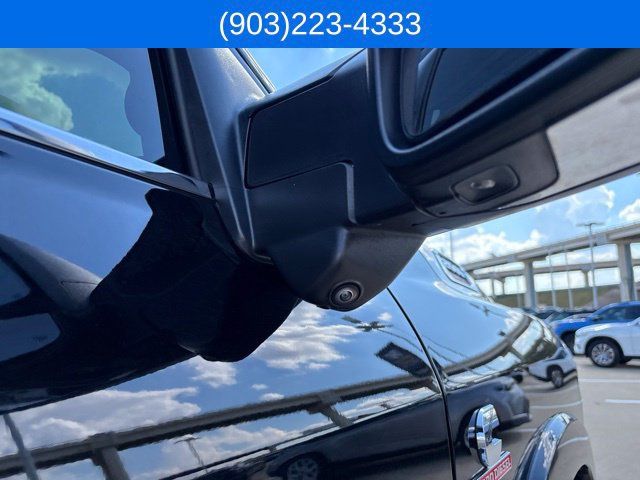 Used 2025 RAM 2500 Limited AWD/4WD image 14