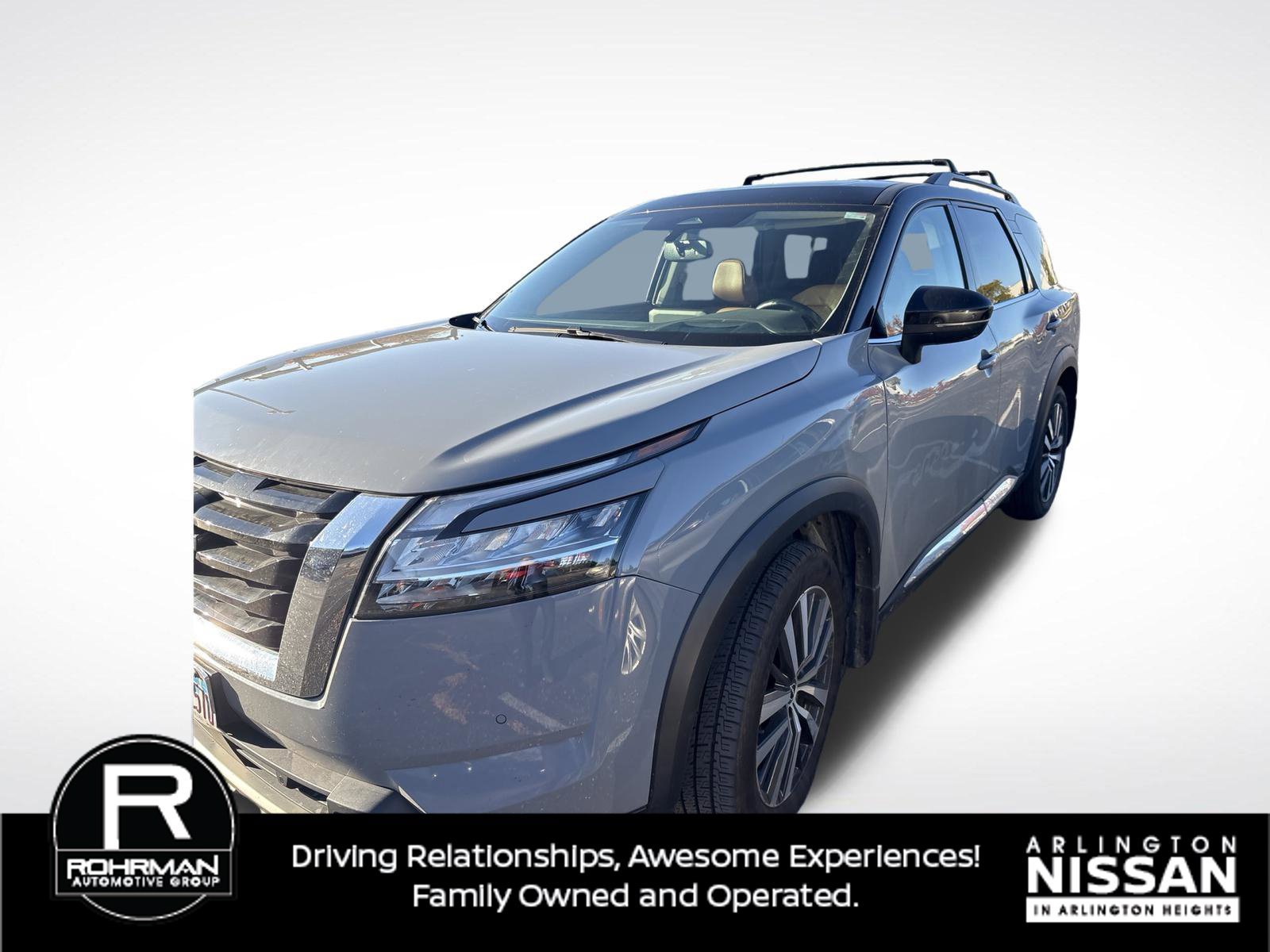 Used 2022 Nissan Pathfinder Platinum w/ Lighting Package (N92) AWD/4WD image 1