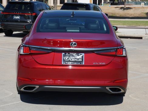 Certified 2025 Lexus ES 350 w/ Premium Package image 7
