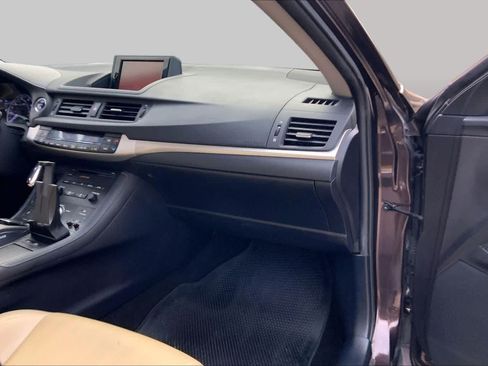 Used 2012 Lexus CT 200h Premium w/ Premium Audio Pkg FWD image 15