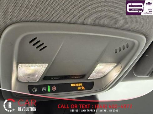 Used 2024 Chevrolet Malibu LT image 36