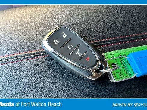 Used 2023 Chevrolet Equinox RS w/ LPO, Floor Liner Package FWD image 35