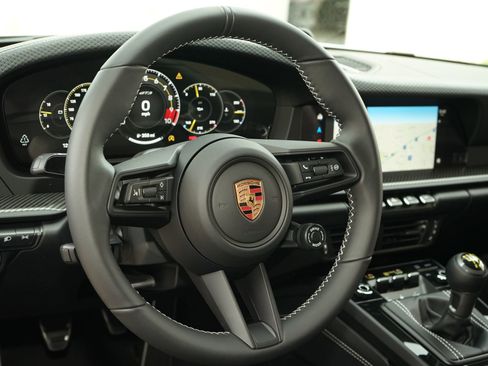 Used 2026 Porsche 911 GT3 image 13