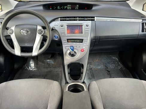 Used 2013 Toyota Prius Prime Plug-In Hybrid FWD image 3