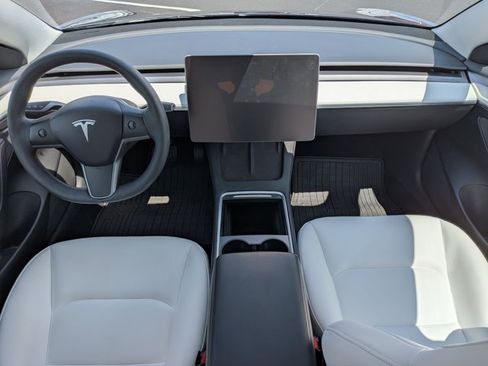 Used 2023 Tesla Model 3 Standard Range RWD image 18