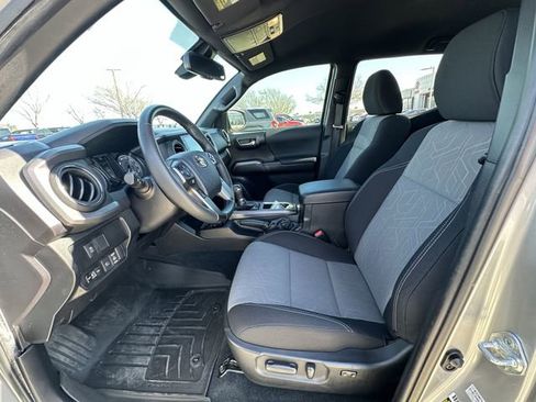 Used 2023 Toyota Tacoma TRD Sport image 26