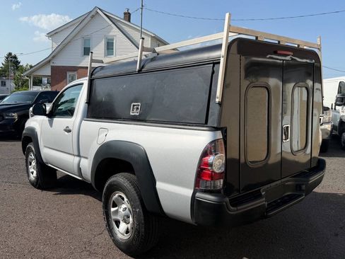 Used 2011 Toyota Tacoma 4x4 Regular Cab image 4