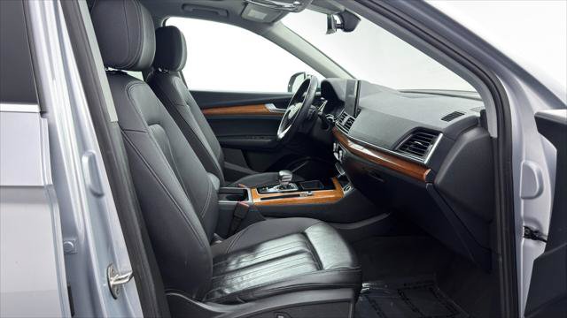 Used 2023 Audi Q5 2.0T Premium w/ Convenience Package AWD/4WD image 22