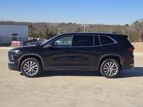 Used 2025 Buick Enclave Preferred image 5