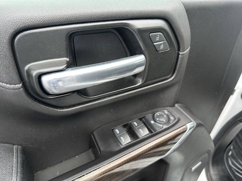 Used 2020 Chevrolet Silverado 1500 LT Trail Boss image 21