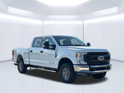Used 2022 Ford F250 XL w/ Power Equipment Group AWD/4WD image 8